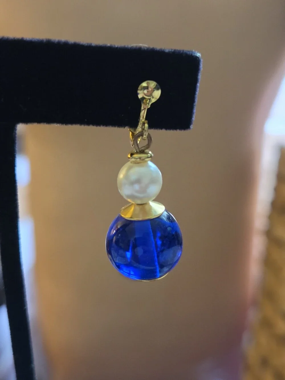 Vintage Classic Drop Earrings Clip on Blue Glass Gold Pearl